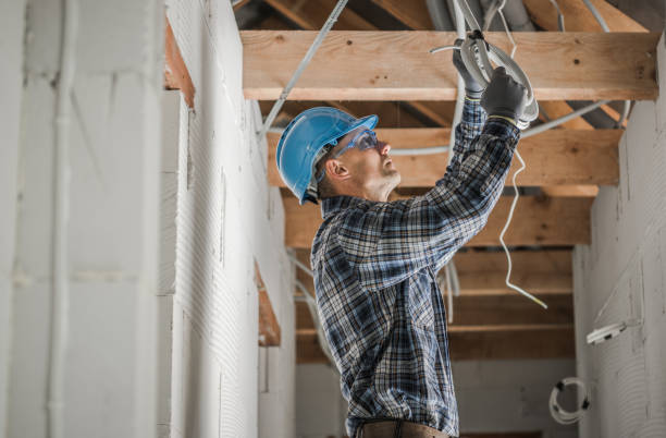 Best Local Electrician Companies  in Mattituck, NY